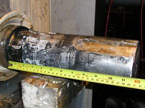 Worn shaft in the bearing area Worn shaft in the bearing area