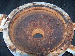 Pitting and degradation of the pump housing Pitting and degradation of the pump housing