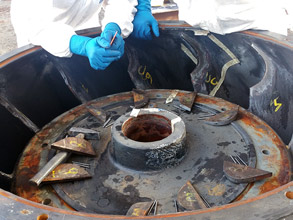 Evident damage to pump vanes Evident damage to pump vanes