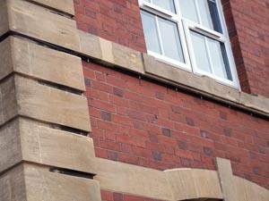 Belzona 4141 tinted to provide lintel repairs in keeping with Bath stone Belzona 4141 tinted to provide lintel repairs in keeping with Bath stone